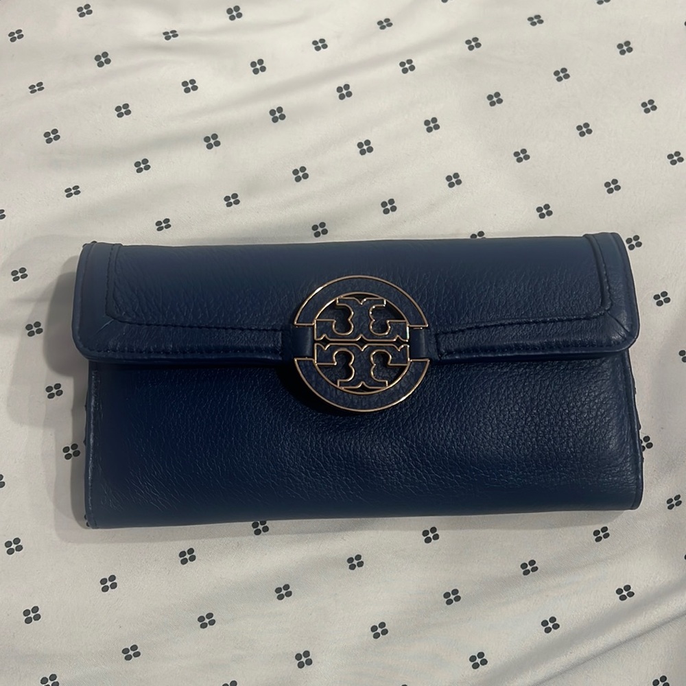 Tori Burch Wallet